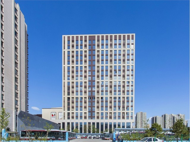 耐用彩钢板隔断价格